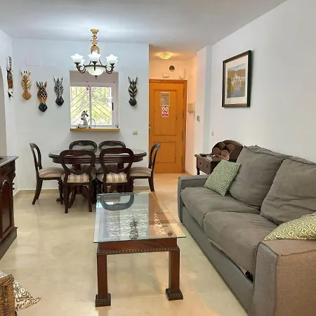 Holidays & Homes, Calahonda Royale Lirio, 300 M Playa Mijas